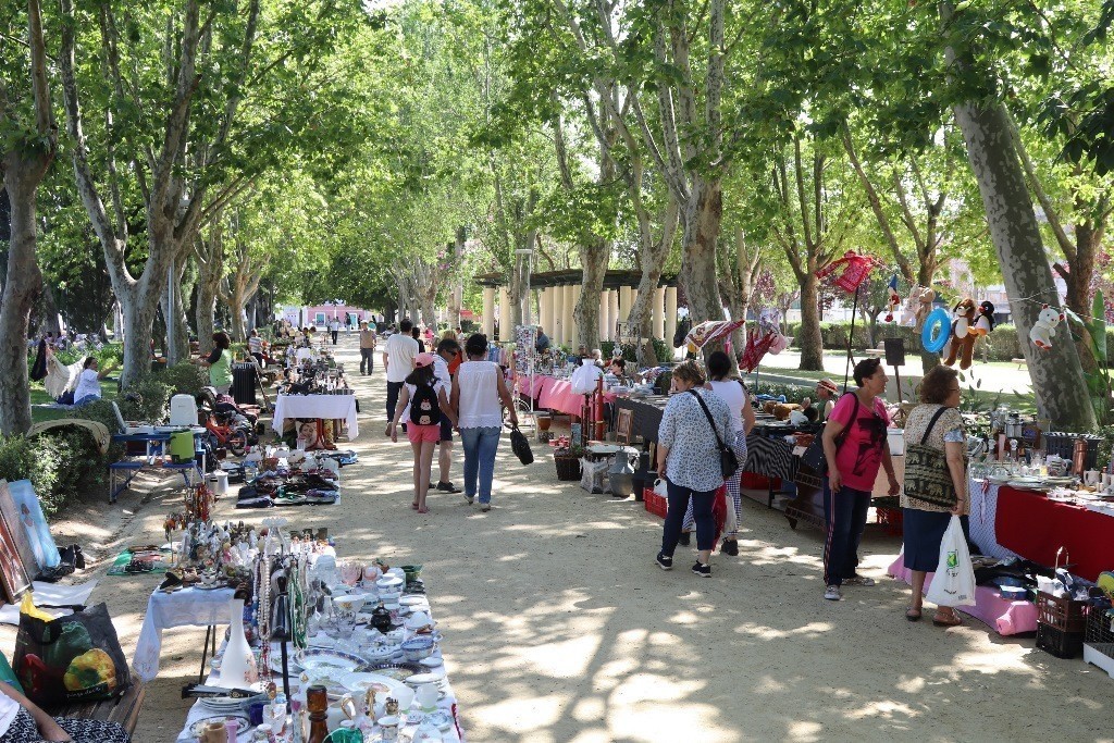 Feira de Velharias, Colecionismo e Artesanato Urbano